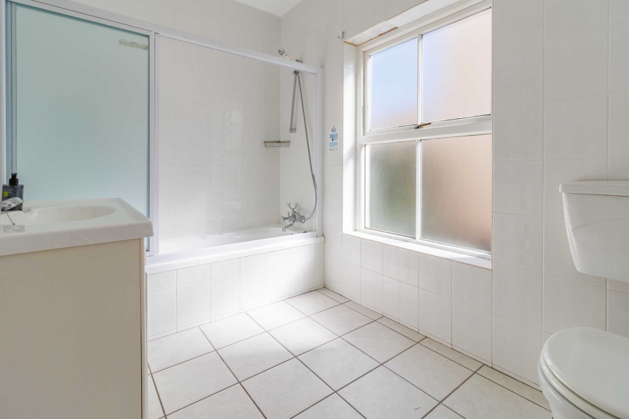 To Let 3 Bedroom Property for Rent in Hout Bay Western Cape